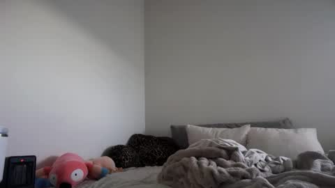 graceyrose online show from November 28, 4:43 pm