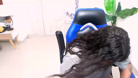 grecia_millercol online show from December 10, 1:54 am