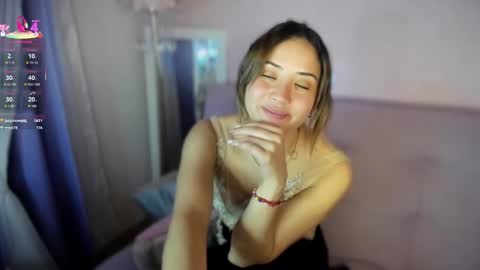 Greeicy online show from November 22, 10:45 pm