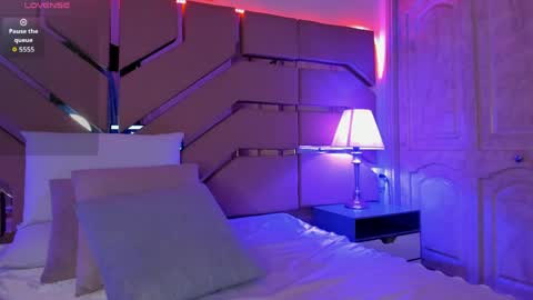 greidy_baker online show from June 3, 3:07 am