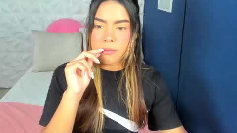 Greta Rouse online show from December 11, 9:55 pm