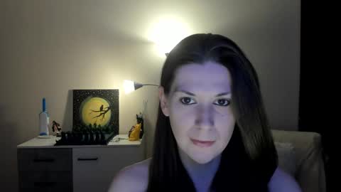 Snapshot of gretamiln chatting on October 18, 7:04 pm Greta online show from October 18, 7:04 pm