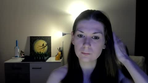 Snapshot of gretamiln chatting on October 2, 9:31 pm Greta online show from October 2, 9:31 pm