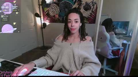 Kylie online show from February 16, 12:43 am