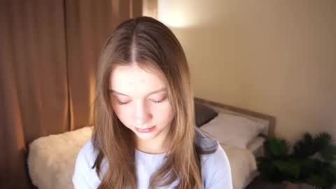 Molly online show from March 5, 5:58 am