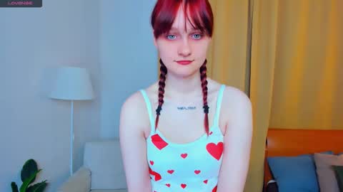 Chloe online show from October 31, 6:45 pm