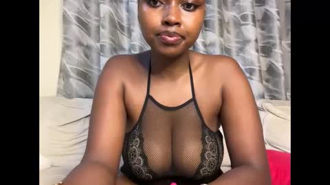 Snapshot of h_o_t_goddess chatting on October 26, 10:38 pm h_o_t_goddess online show from October 26, 10:38 pm
