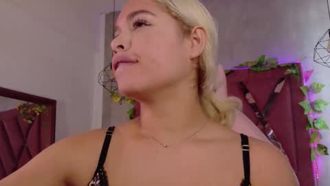 Haely online show from January 15, 1:39 pm