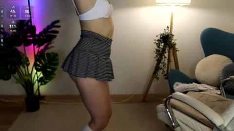 Hailey  Green online show from March 5, 7:17 pm