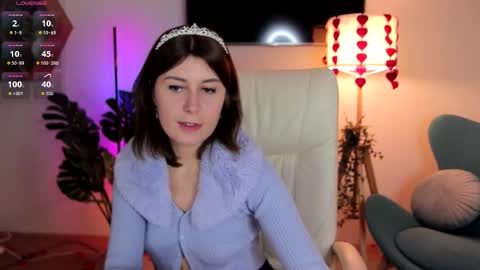 Hailey  Green online show from February 22, 8:05 pm