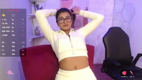 Hailey online show from June 24, 4:17 pm