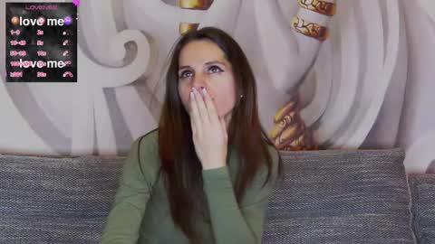 HaileyPeach online show from March 7, 4:13 am