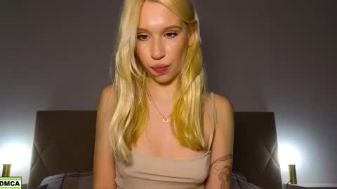 hailey_would online show from March 3, 10:16 pm