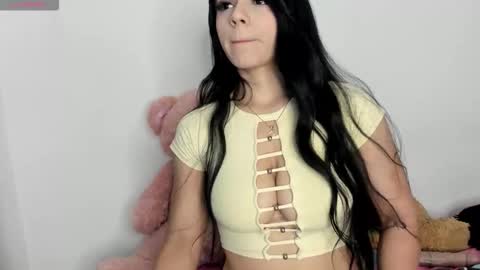 Hailey online show from February 5, 1:08 am