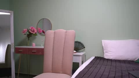 Hailey online show from October 3, 4:39 am