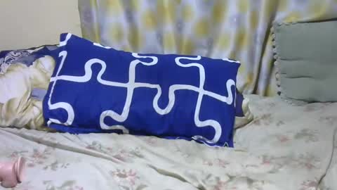 hairypussybigassy001 online show from January 29, 3:22 am