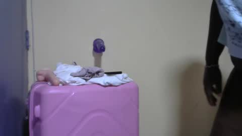 hairypussybigassy001 online show from January 7, 3:02 pm