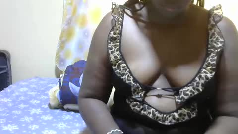 hairypussybigassy001 online show from January 5, 6:24 am