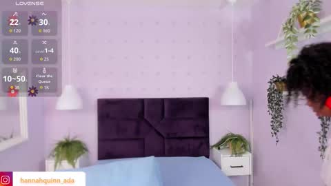 hanaahquinn online show from October 13, 11:46 am