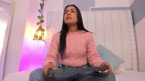 hanah_gray online show from February 14, 11:23 am