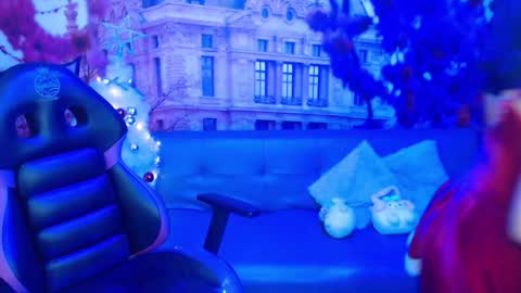 Hanaku  online show from December 20, 2:05 pm