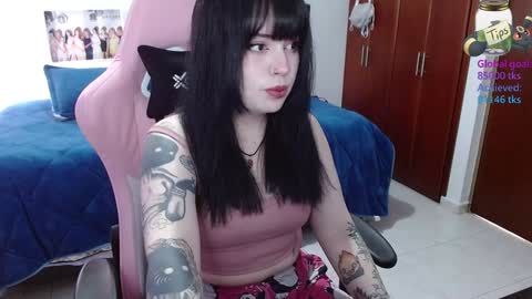 Madeleine online show from December 29, 6:27 pm