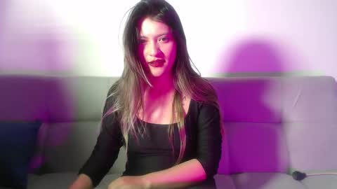 Hanna  online show from March 28, 1:16 am