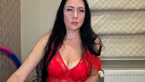 Hanna Qween online show from November 28, 7:06 pm