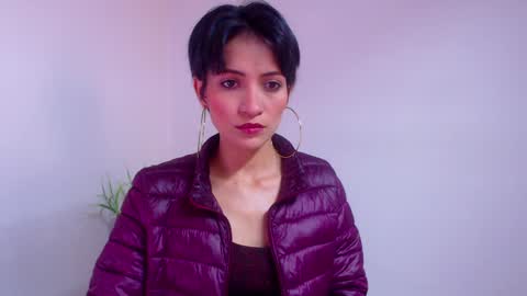 Sara online show from December 30, 1:58 pm