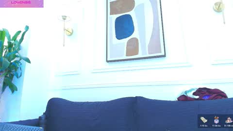 HANNA SOFIA online show from November 16, 11:10 am