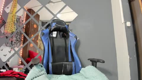 hannah online show from October 25, 10:27 pm