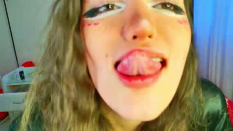 Kamila online show from March 4, 6:20 am