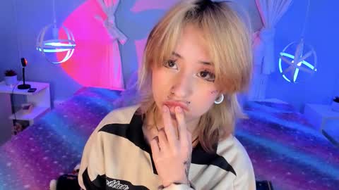 Hannah online show from October 8, 11:36 am