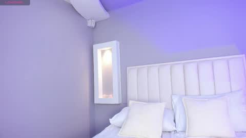 HannaPaola online show from October 1, 1:43 am