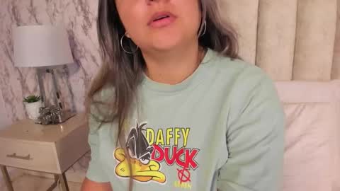 HANA  online show from December 20, 11:20 pm