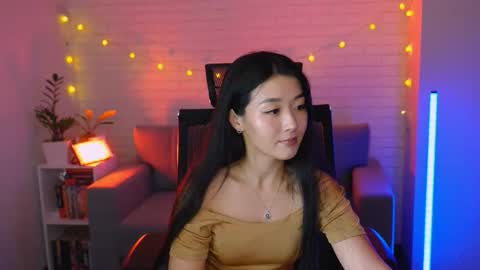 hannarosie online show from November 25, 6:53 pm