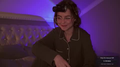 Hanna online show from November 9, 6:15 pm