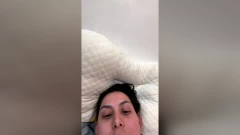 happyangel97 online show from June 22, 4:20 am