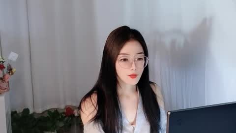 Daisy online show from April 1, 1:41 pm