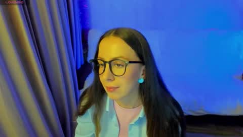 Stephanie online show from October 28, 4:57 pm