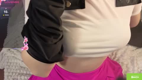 Hanna online show from April 6, 8:10 pm