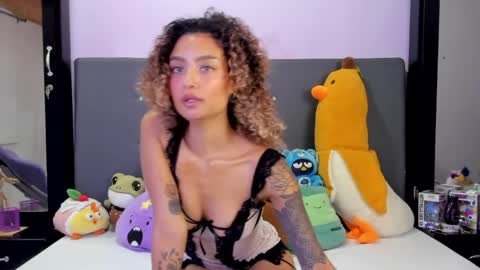 Harmony Hill online show from April 13, 2:24 am