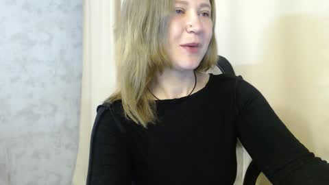 Snapshot of harpersweety chatting on October 25, 11:11 pm Harper online show from October 25, 11:11 pm