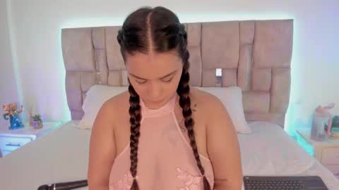 hasret_sesim online show from February 19, 4:34 am