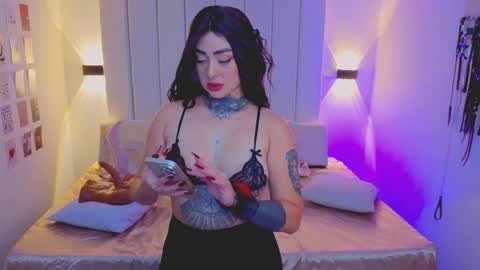 Alicia online show from April 13, 5:42 am