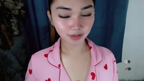 haylee online show from December 3, 2:36 am