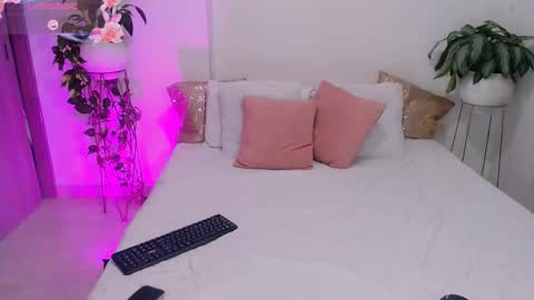 FERNANDA online show from September 16, 8:17 pm