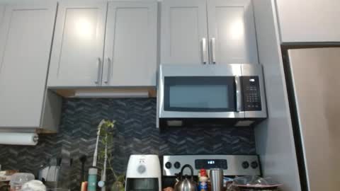 Hazel online show from February 14, 5:57 pm