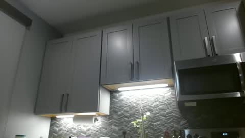 Hazel online show from February 6, 12:43 am