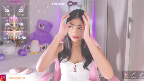 Snapshot of hazelbabee_ chatting on September 23, 8:12 am Lynn online show from September 23, 8:12 am